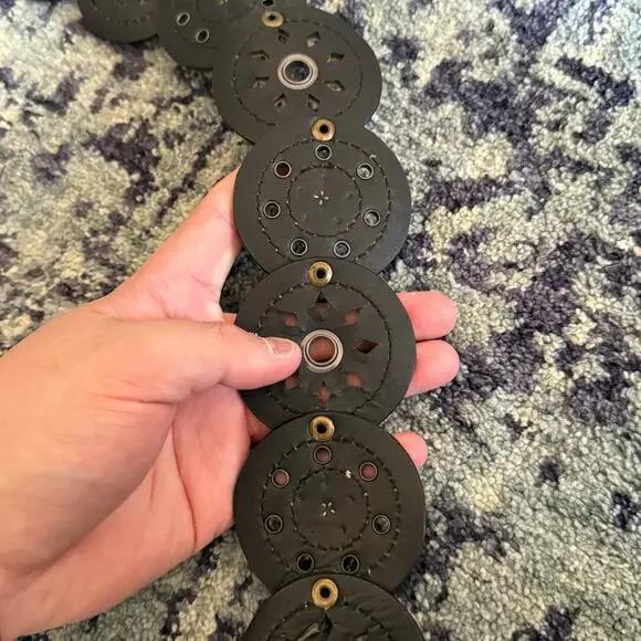 Vintage Western Leather Bohemian Festival Women’s Belt Silver Medallion Summer - Picture 9 of 10